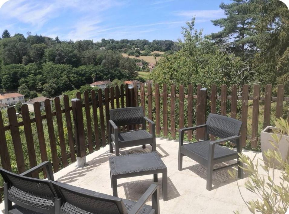 Chambre Meublee Avec Vue Panoramique A Perigueux Sanilhac  외부 사진